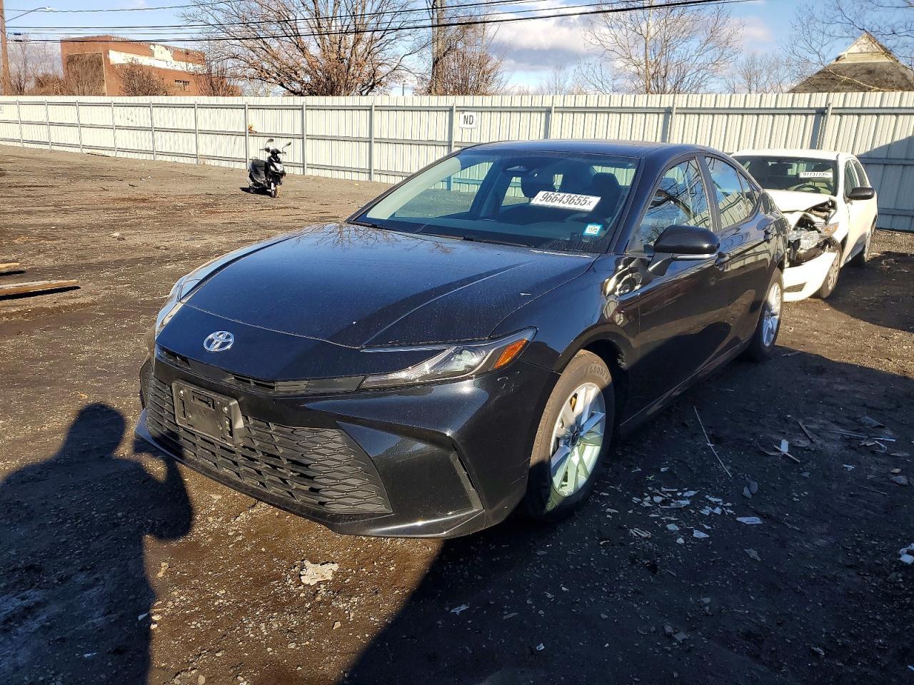 2025 Toyota Camry Le
