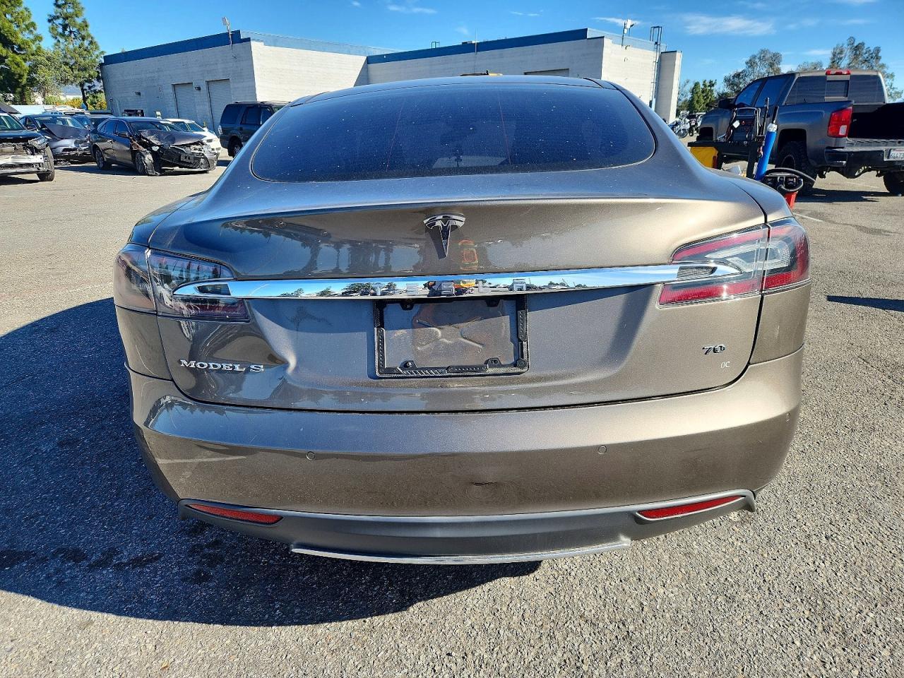 2015 Tesla Model S - Фото 6