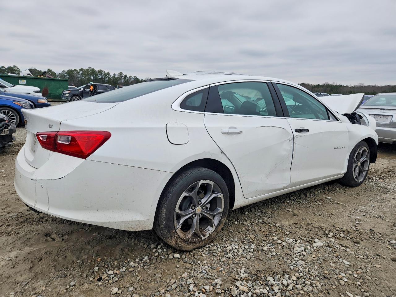2024 Chevrolet Malibu Lt - Фото 3