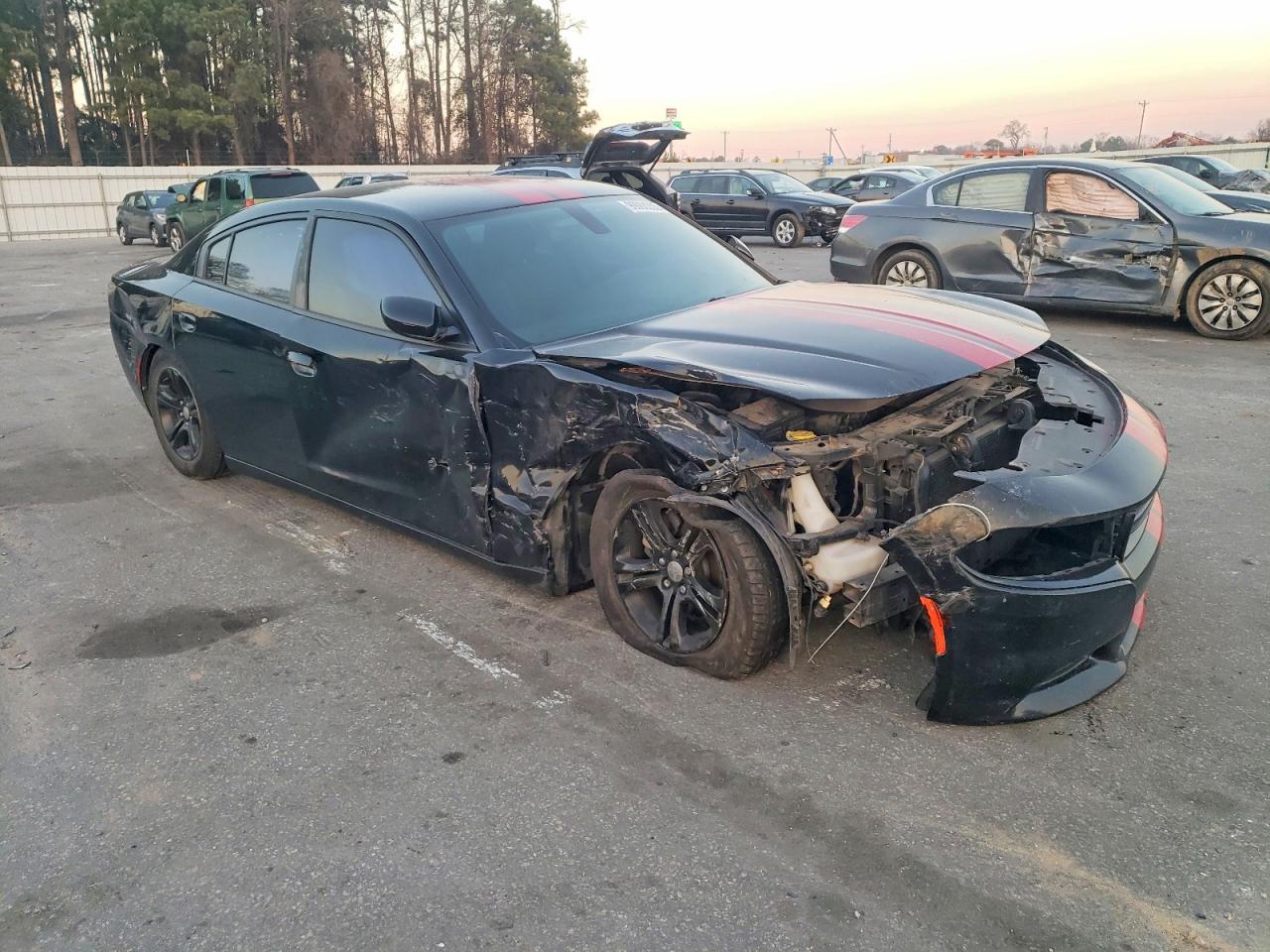 2019 Dodge Charger Sxt - Image 4