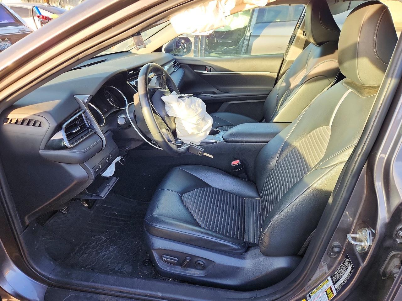 2019 Toyota Camry Se - Image 7