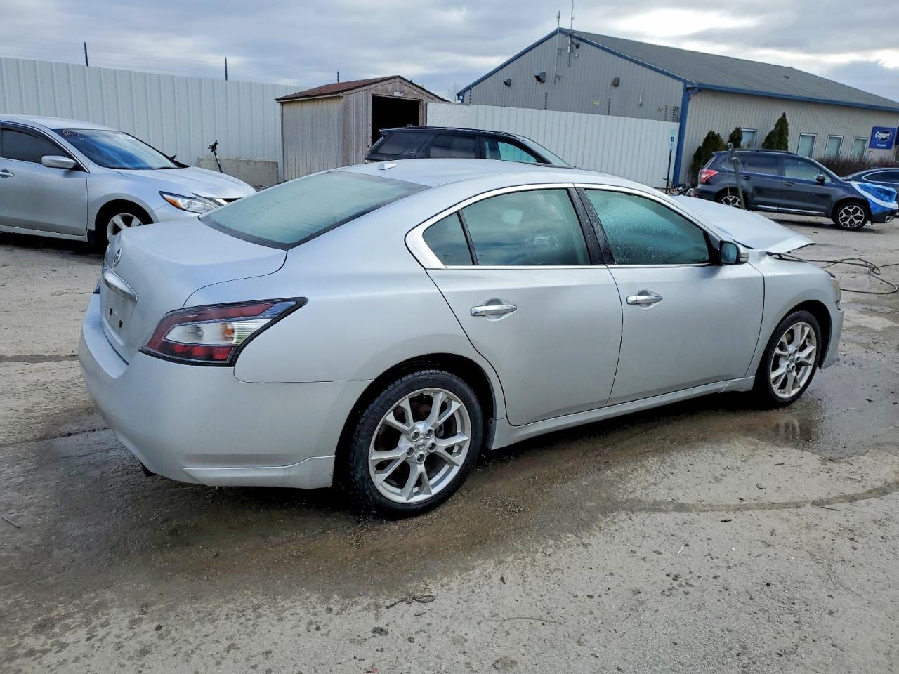 2014 Nissan Maxima 3.5 S - Фото 3