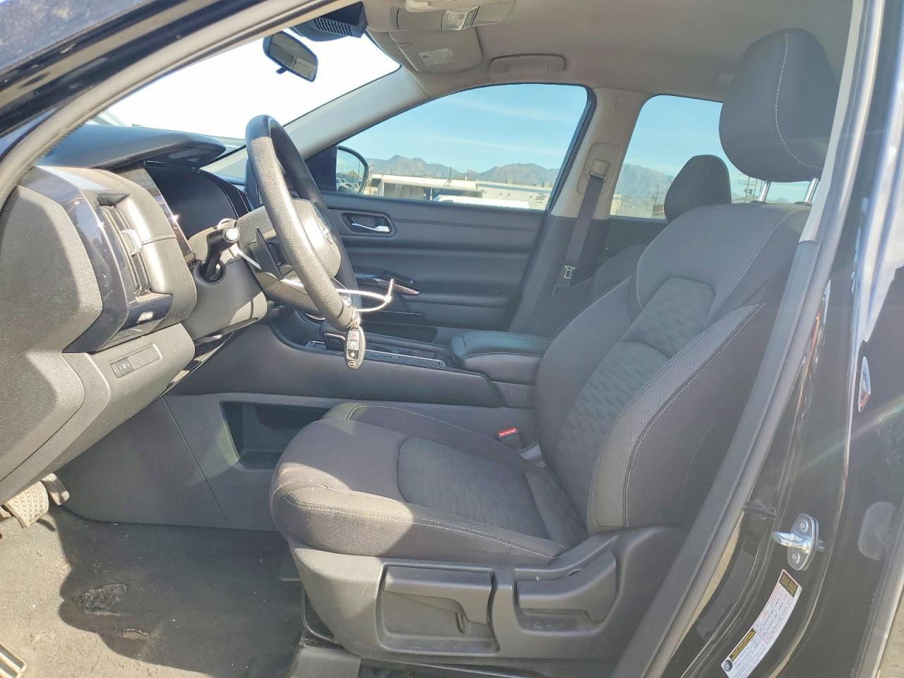 2022 Nissan Pathfinder S - Image 7