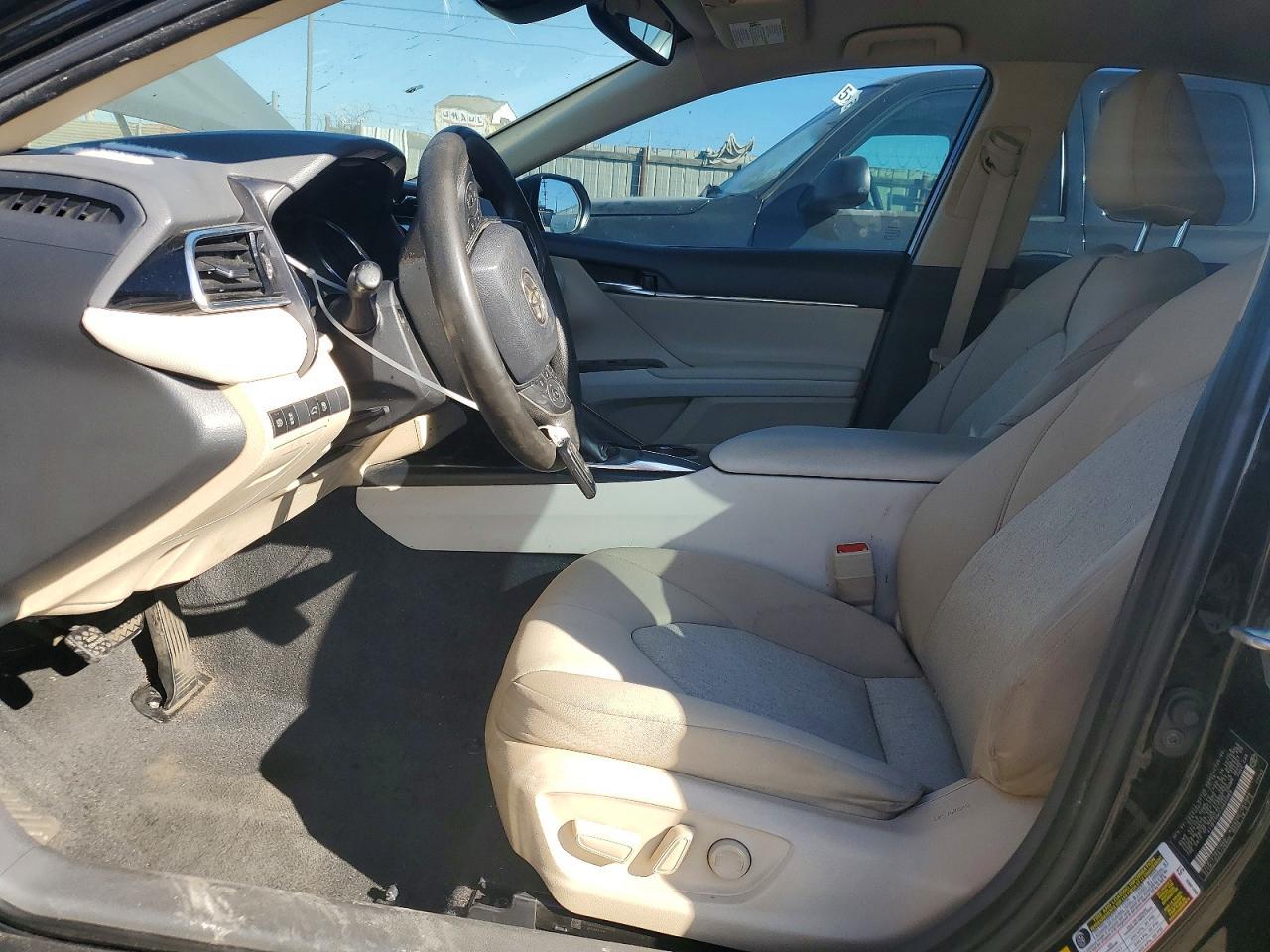 2018 Toyota Camry L - Фото 7