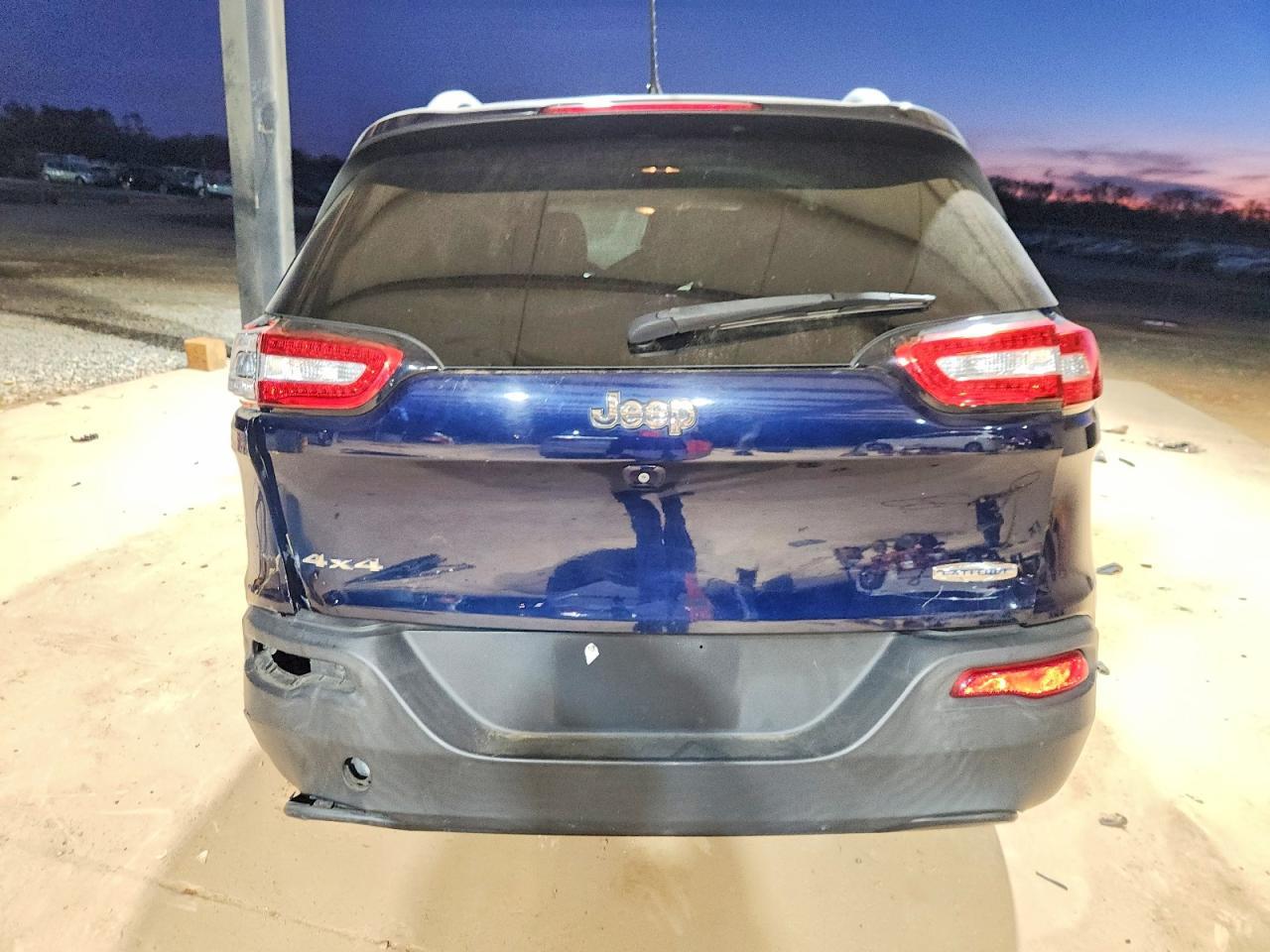 2015 Jeep Cherokee Latitude - Image 6