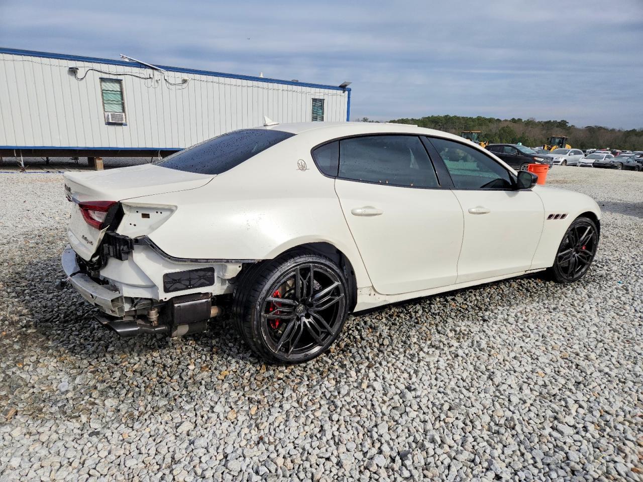 2020 Maserati Quattroporte S - Фото 3