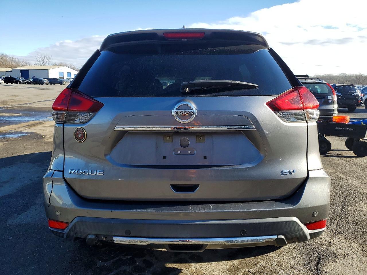2020 Nissan Rogue S - Фото 6