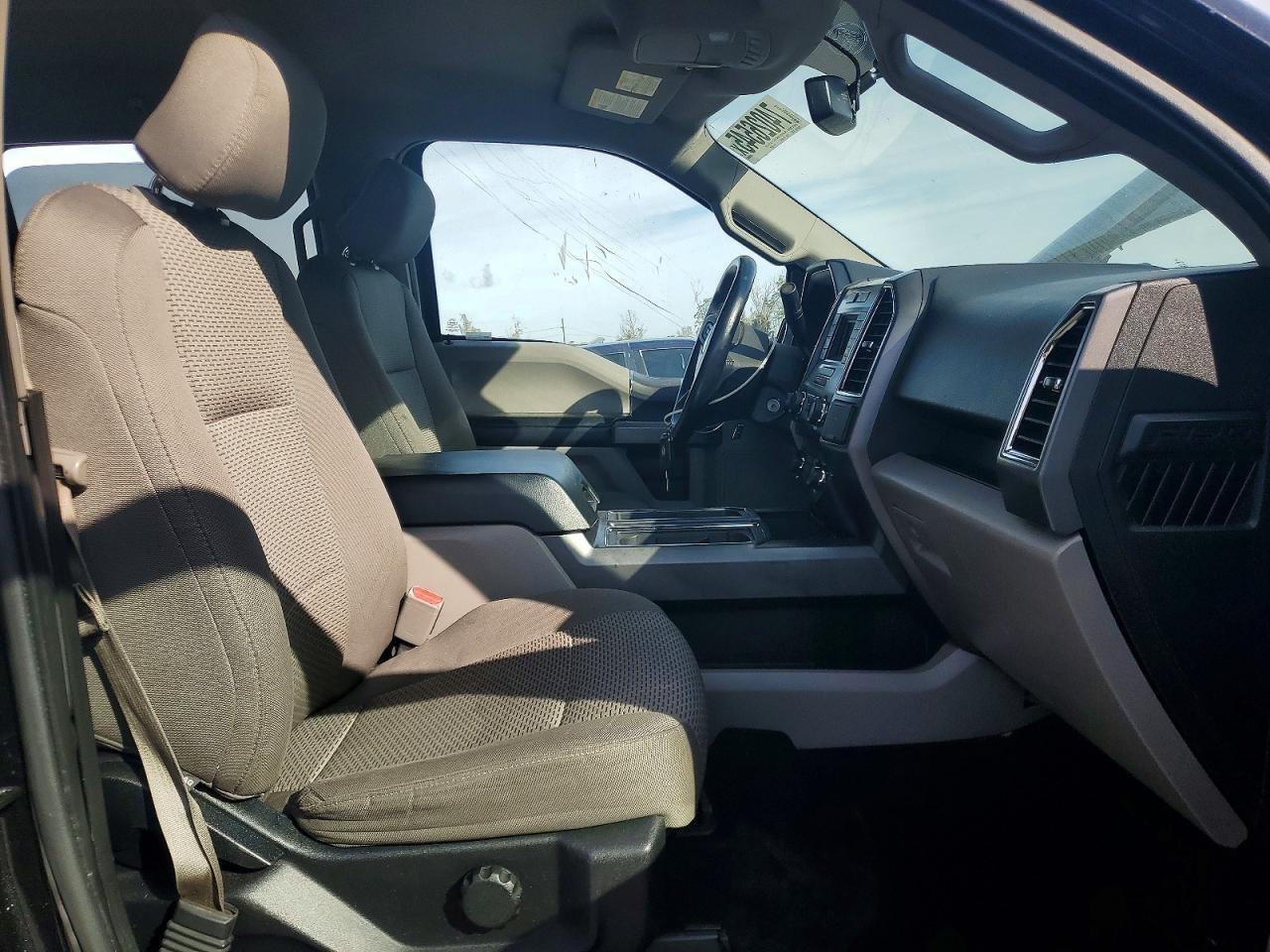 2015 Ford F150 Supercrew - Фото 7