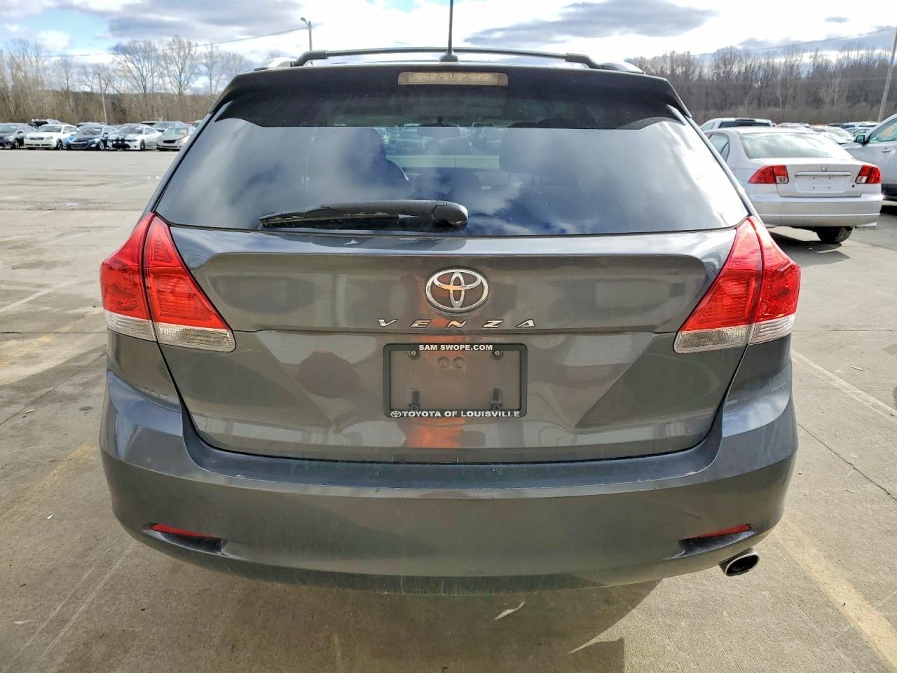 2010 Toyota Venza - Фото 6