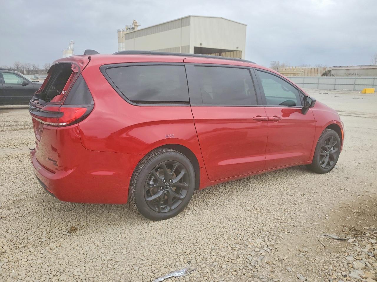 2025 Chrysler Pacifica Limited - Фото 3