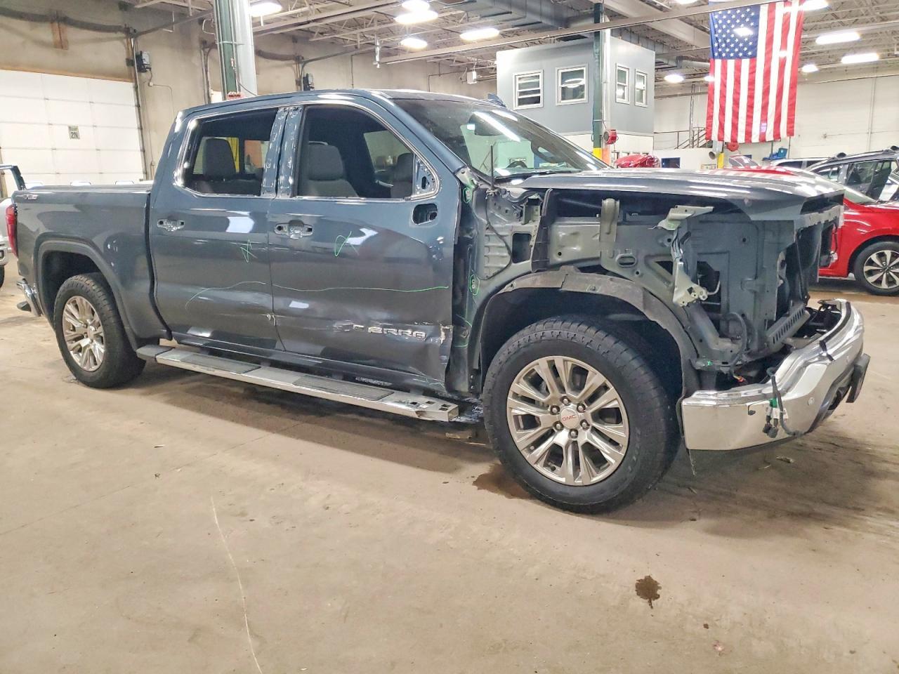 2019 GMC Sierra K1500 Slt - Image 4