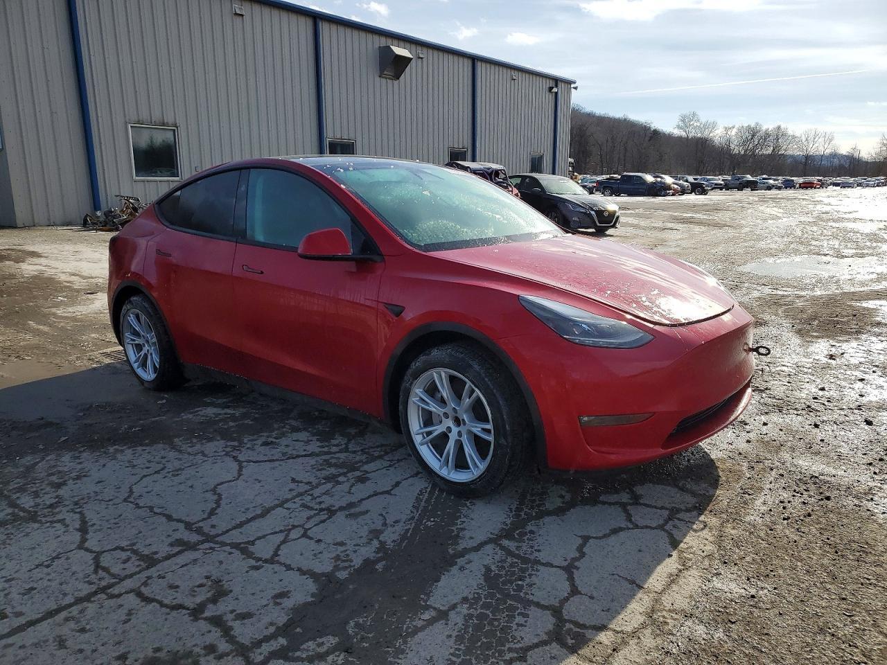 2023 Tesla Model Y - Image 4