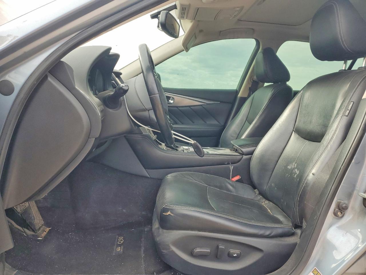 2015 Infiniti Q50 Base - Image 7