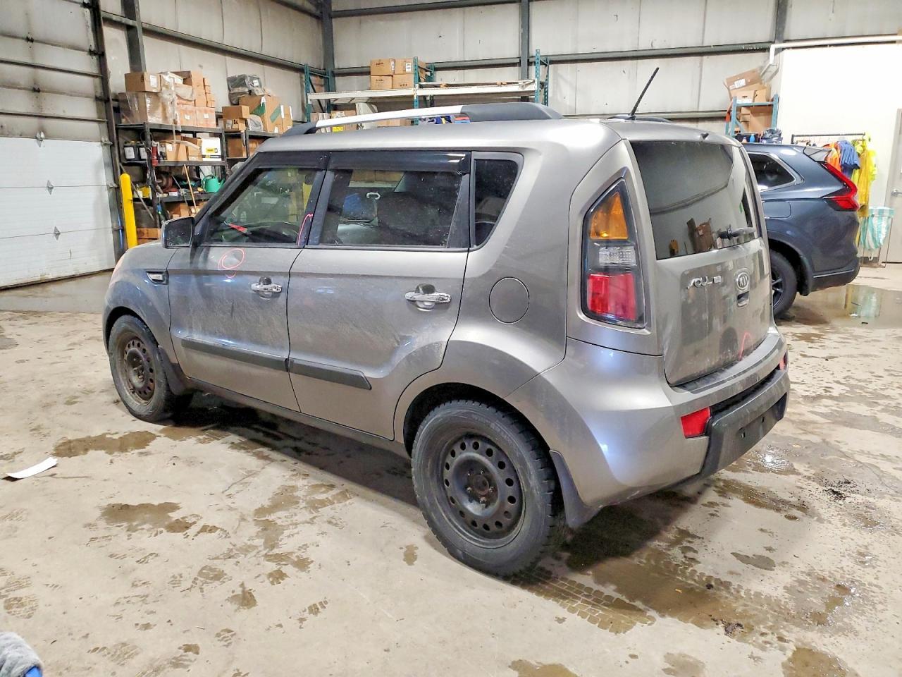 2011 Kia Soul + - Image 2
