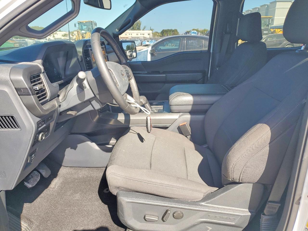 2024 Ford F150 Xlt - Фото 7