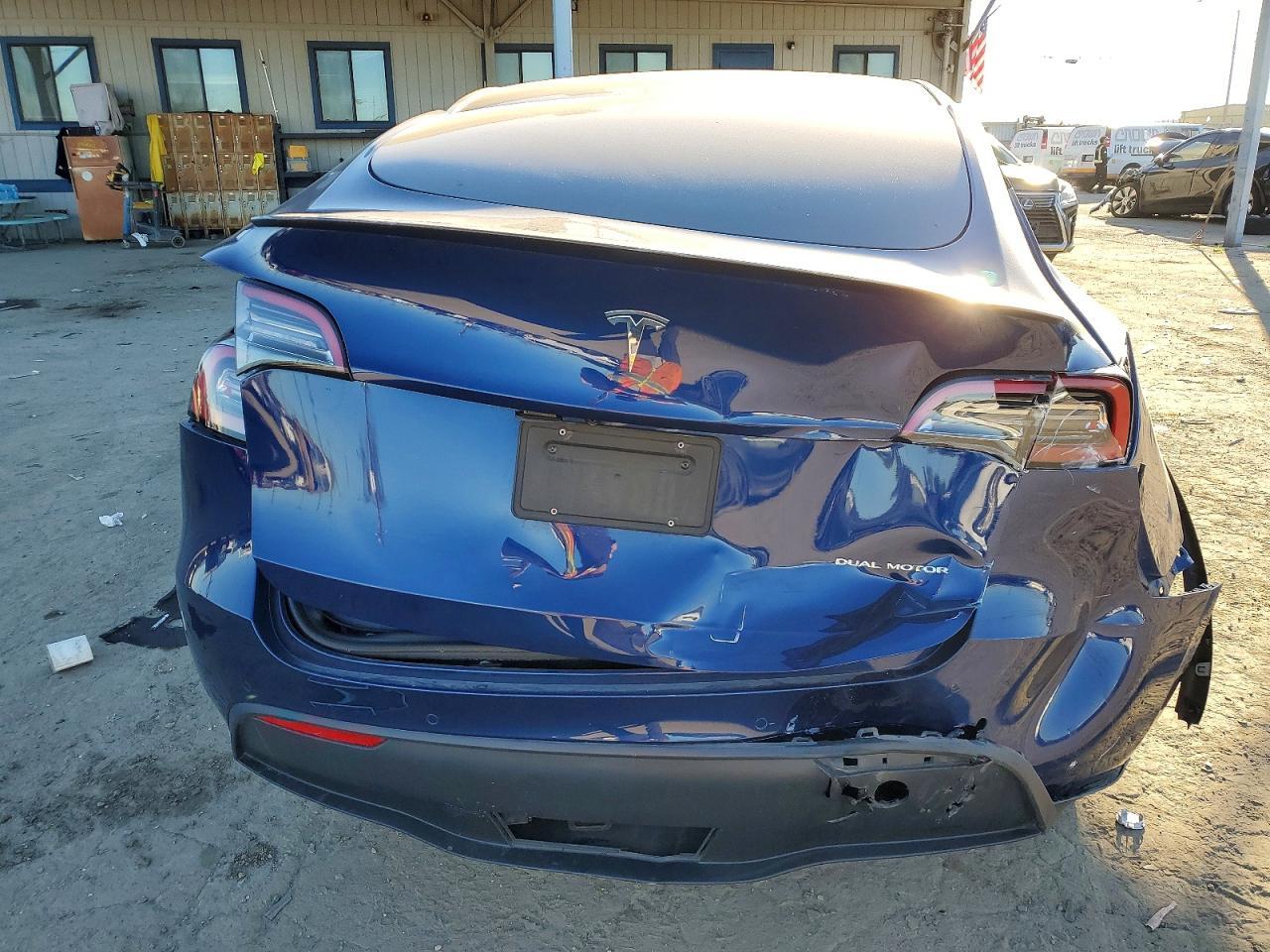 2022 Tesla Model Y - Фото 6