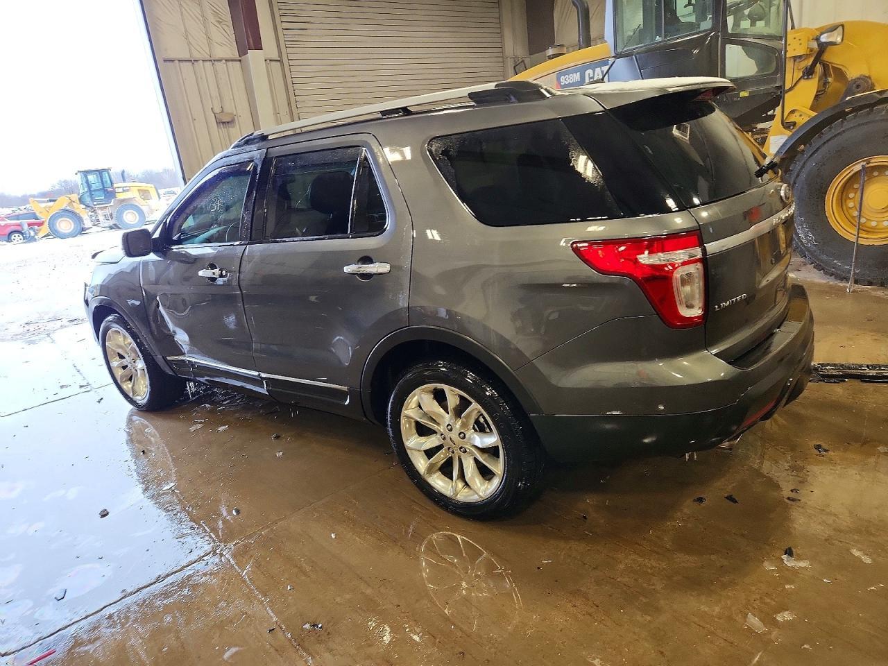 2015 Ford Explorer Limited - Фото 2