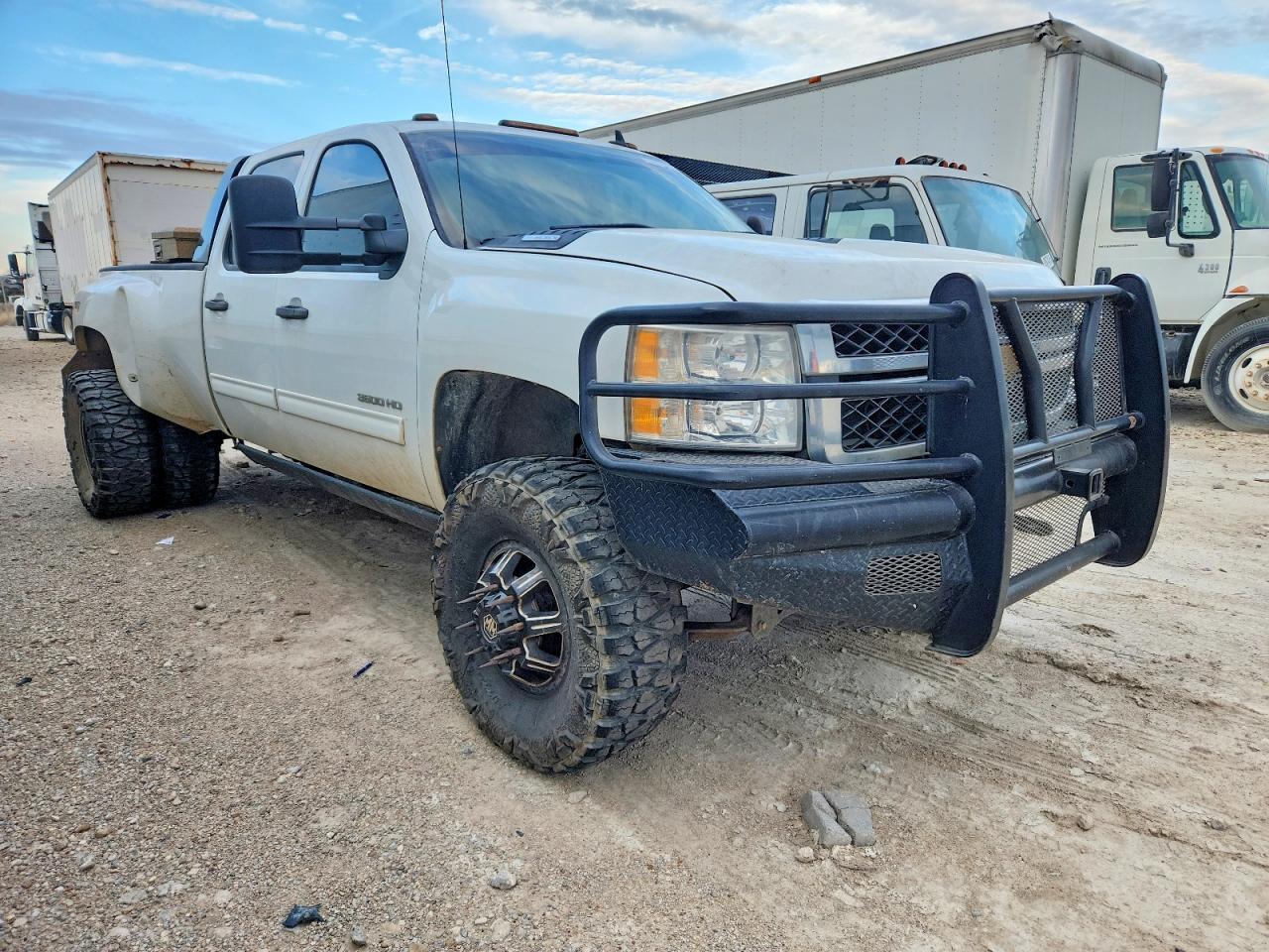 2012 Chevrolet Silverado K3500 Lt - Фото 4