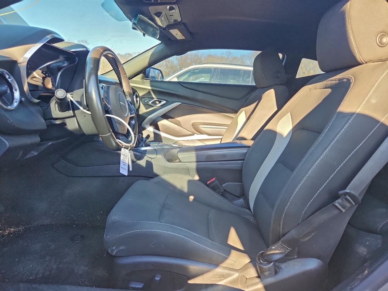 2019 Chevrolet Camaro Ls - Фото 7