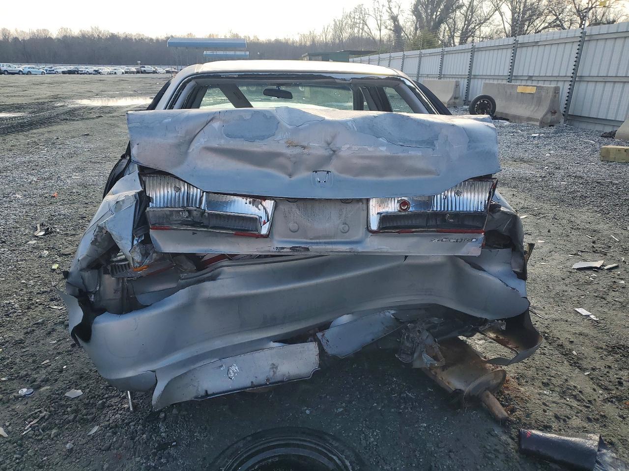 2001 Honda Accord Lx - Фото 6