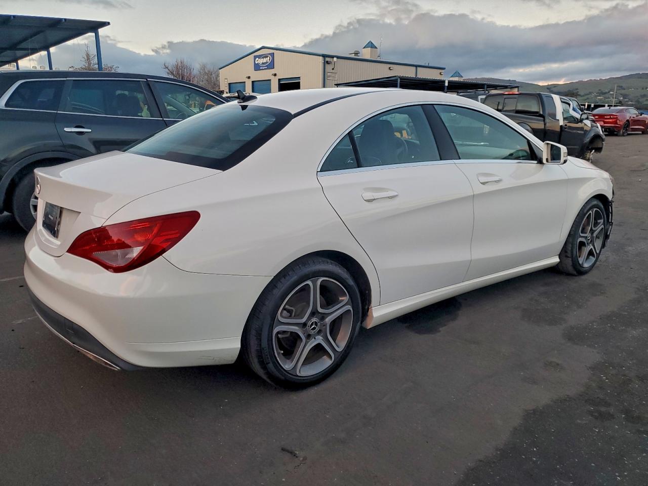 2019 Mercedes-Benz Cla 250 - Фото 3