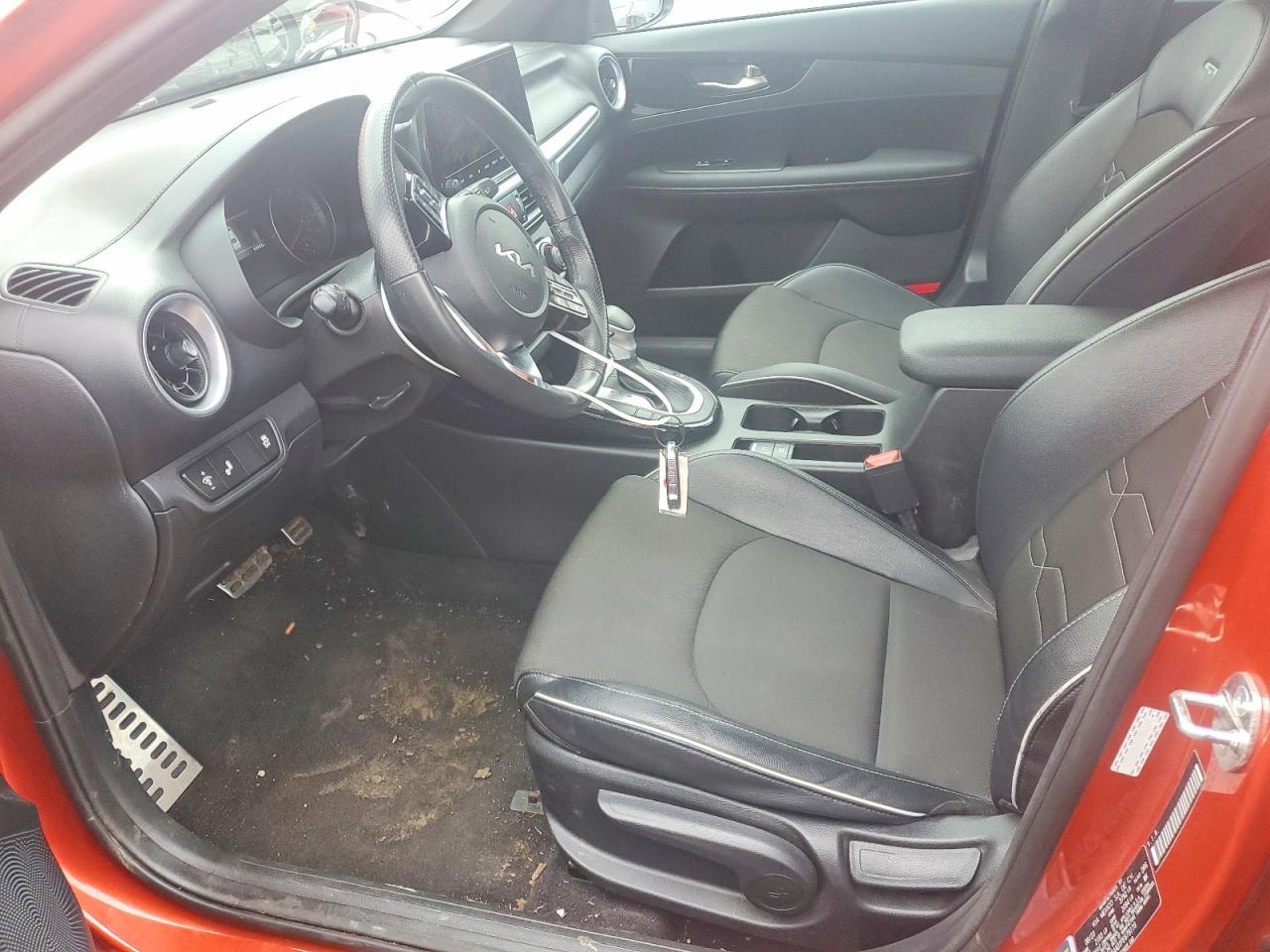 2023 Kia Forte Gt Line - Image 7