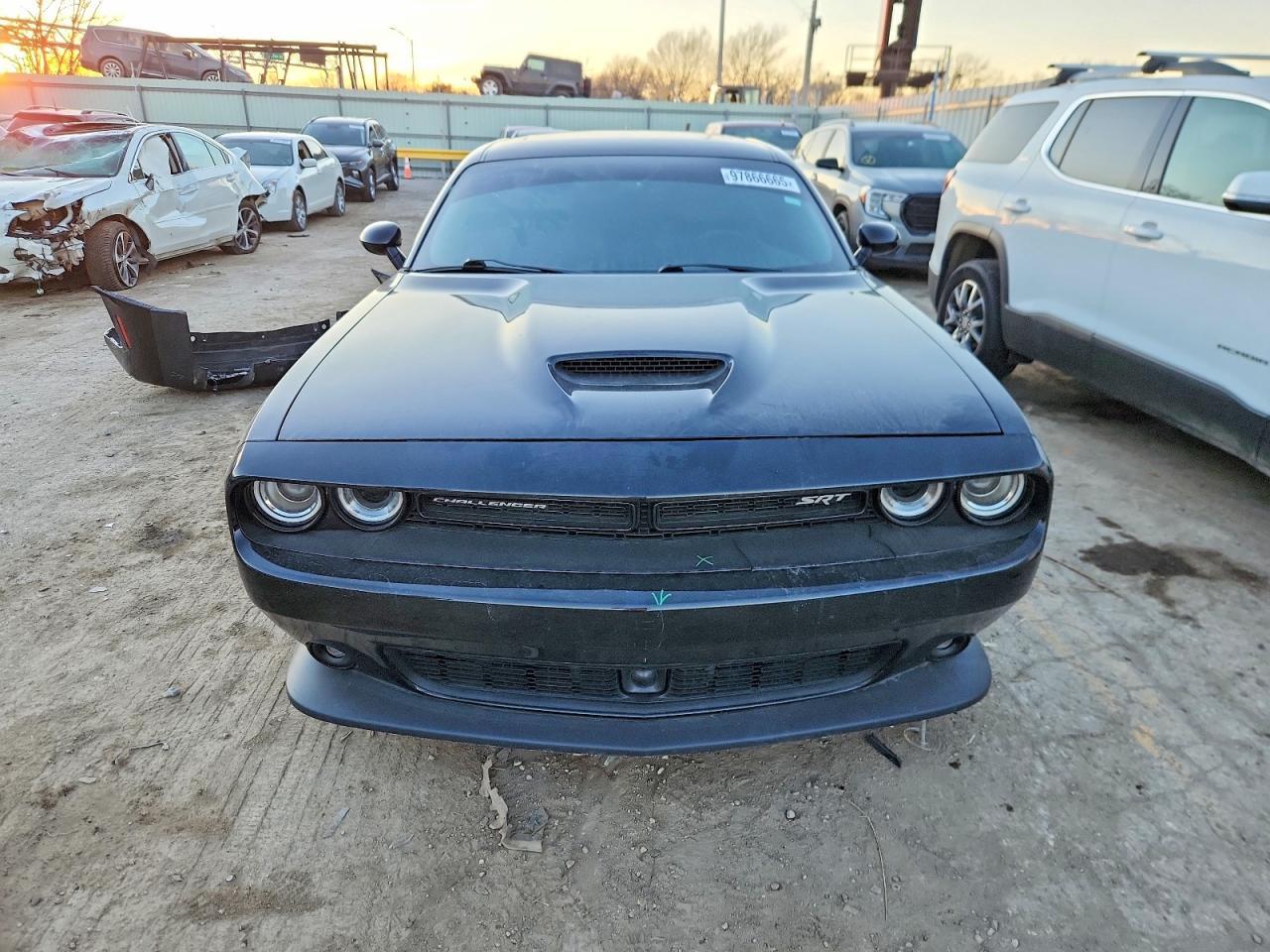2016 Dodge Challenger Srt 392 - Image 5