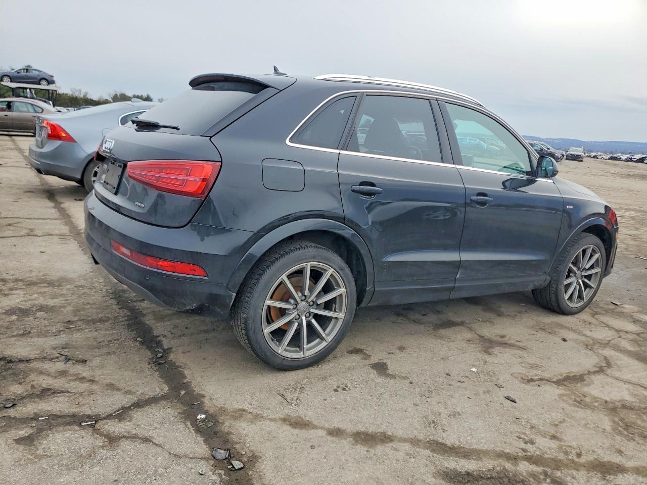 2018 Audi Q3 Premium Plus - Фото 3