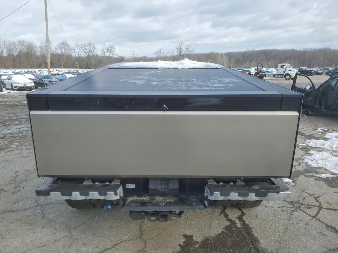 2024 Tesla Cybertruck - Фото 6