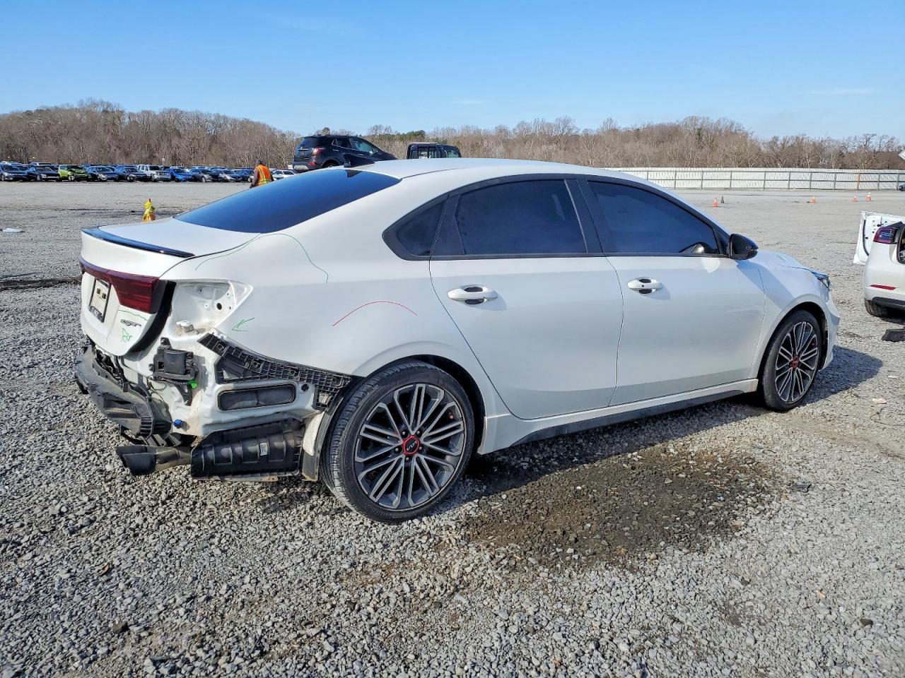 2024 Kia Forte Gt - Фото 3