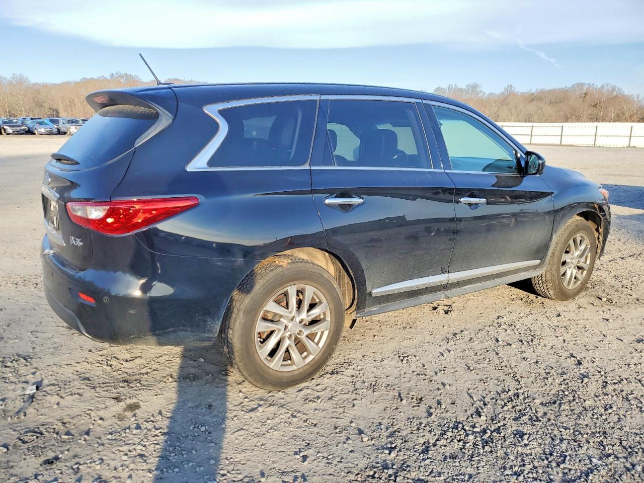 2013 Infiniti Jx35 - Image 3