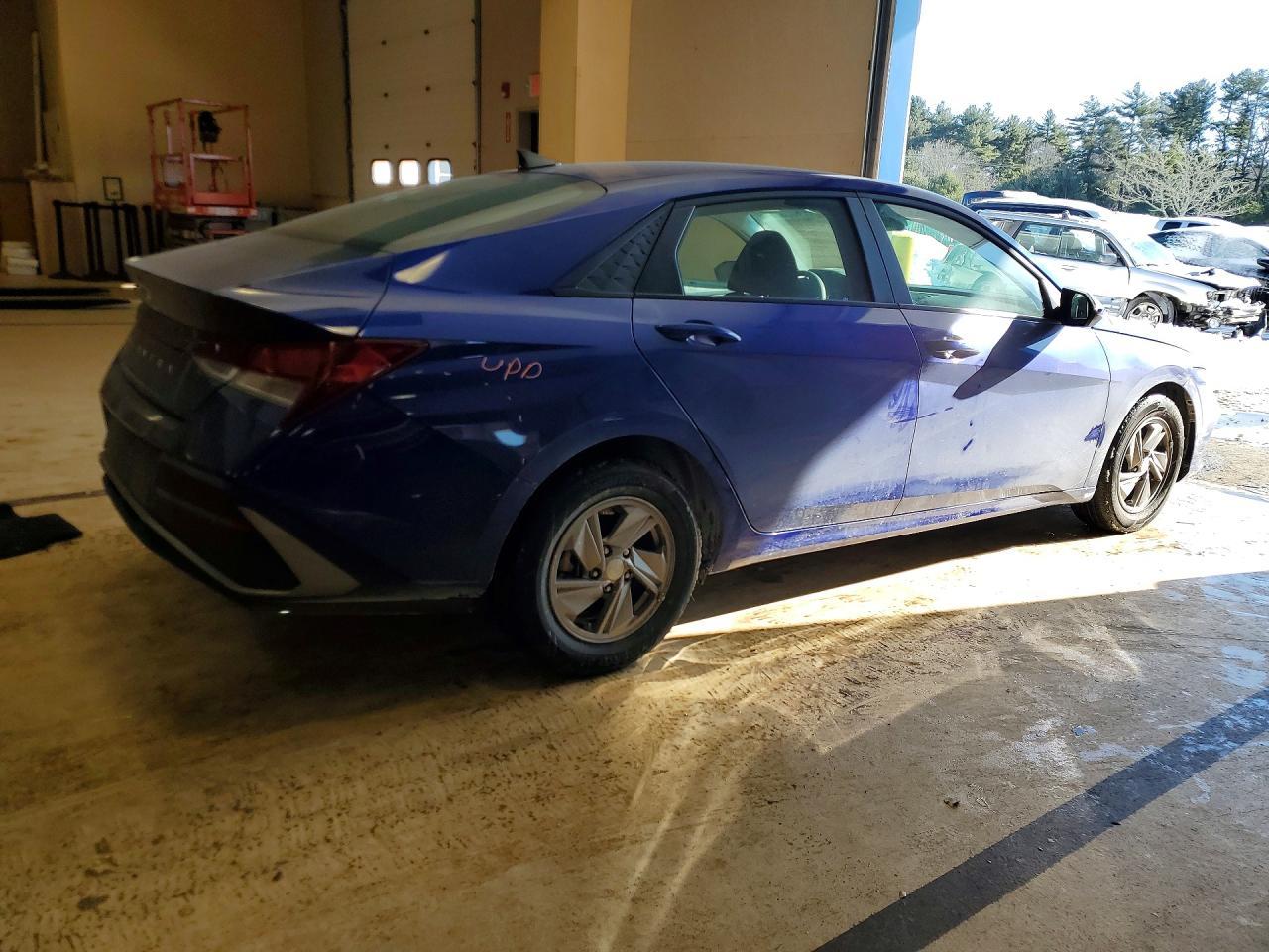 2025 Hyundai Elantra Se - Фото 3