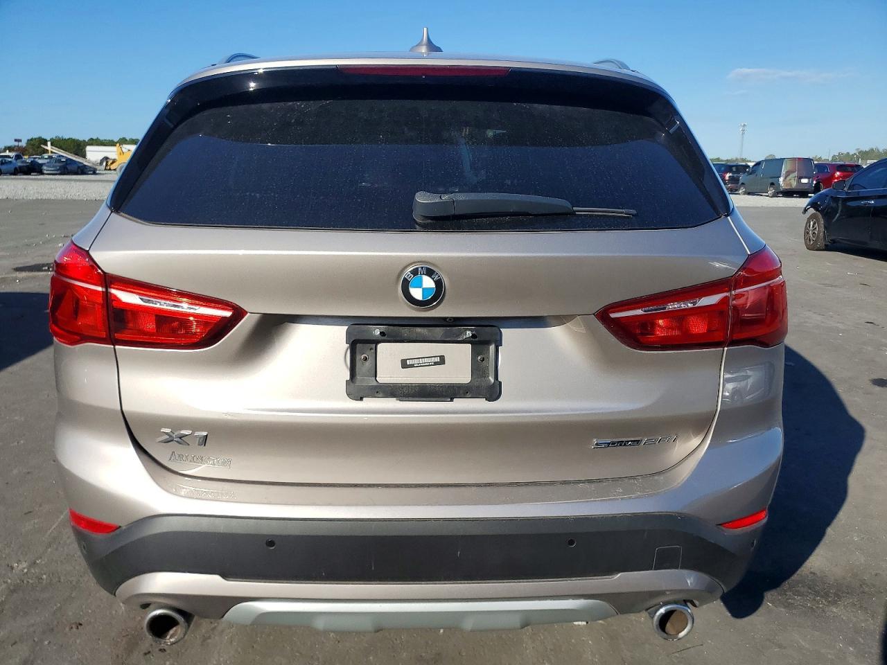 2021 BMW X1 Sdrive28I - Фото 6