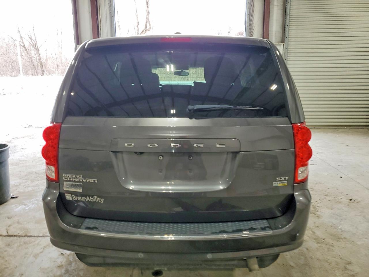 2015 Dodge Grand Caravan Sxt - Image 6