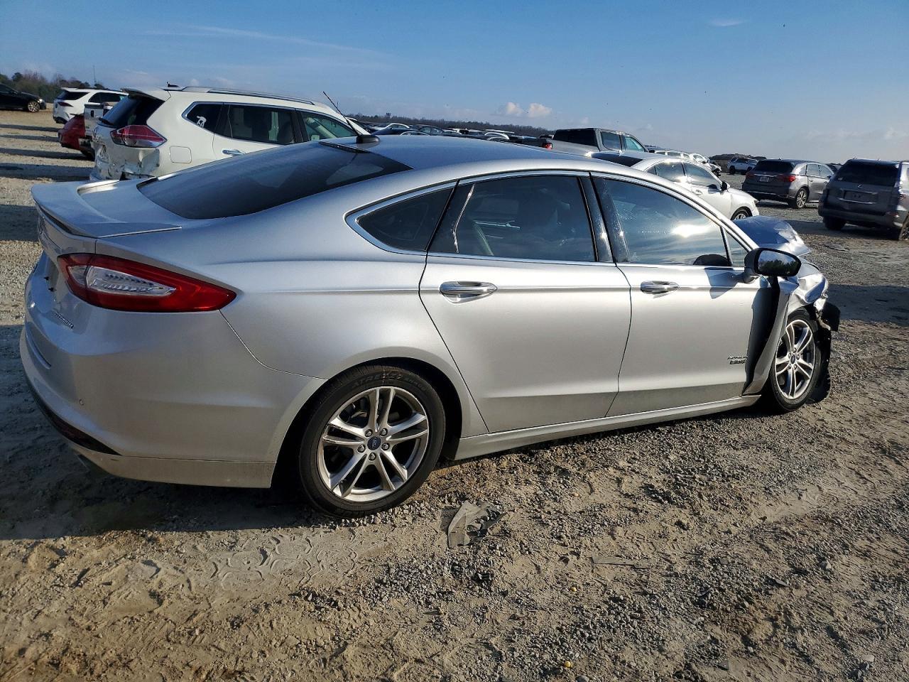 2016 Ford Fusion Titanium Phev - Фото 3