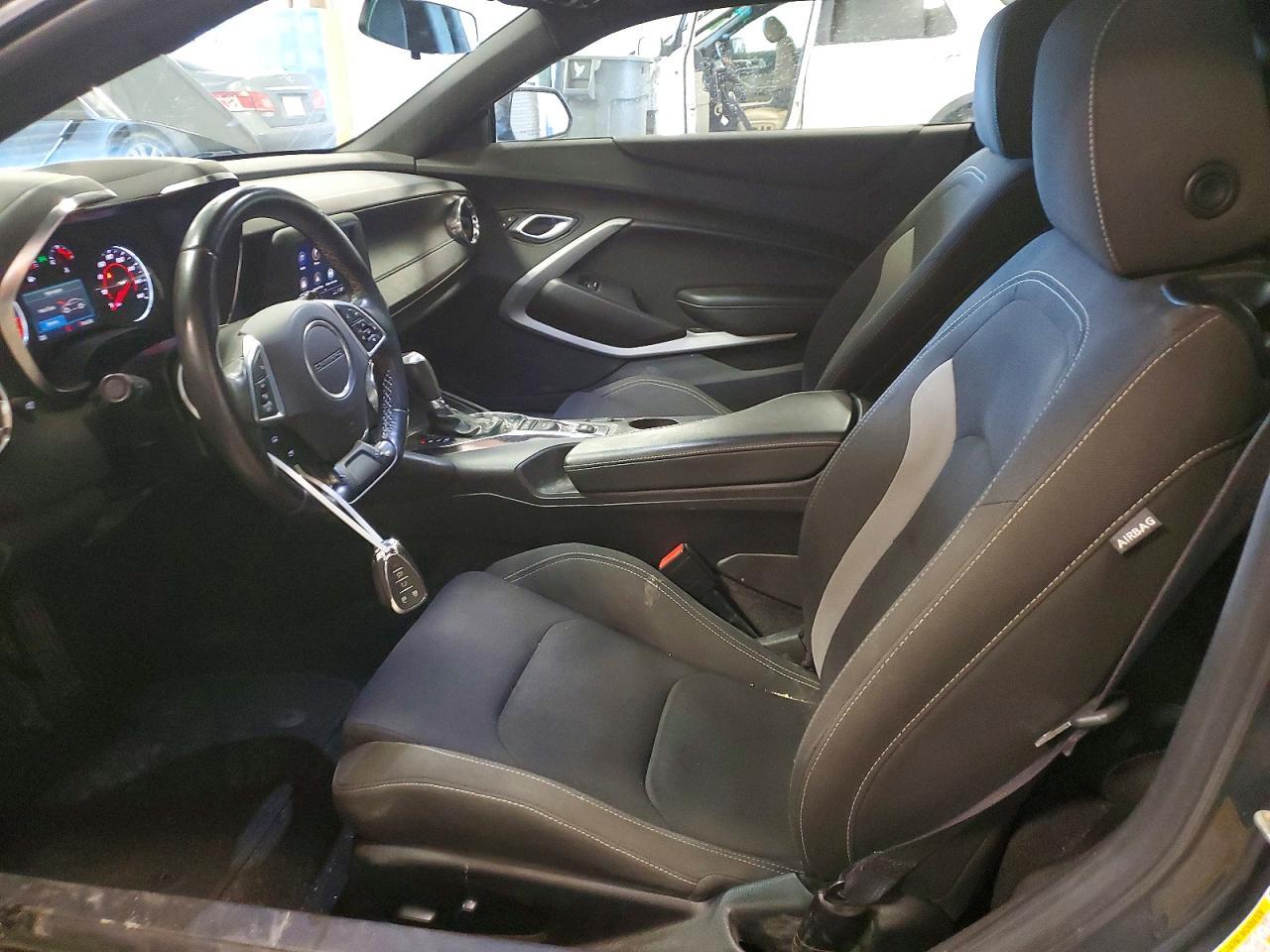 2021 Chevrolet Camaro Ls - Фото 7