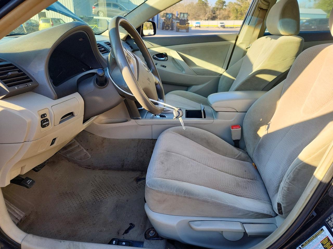 2010 Toyota Camry Base - Фото 7