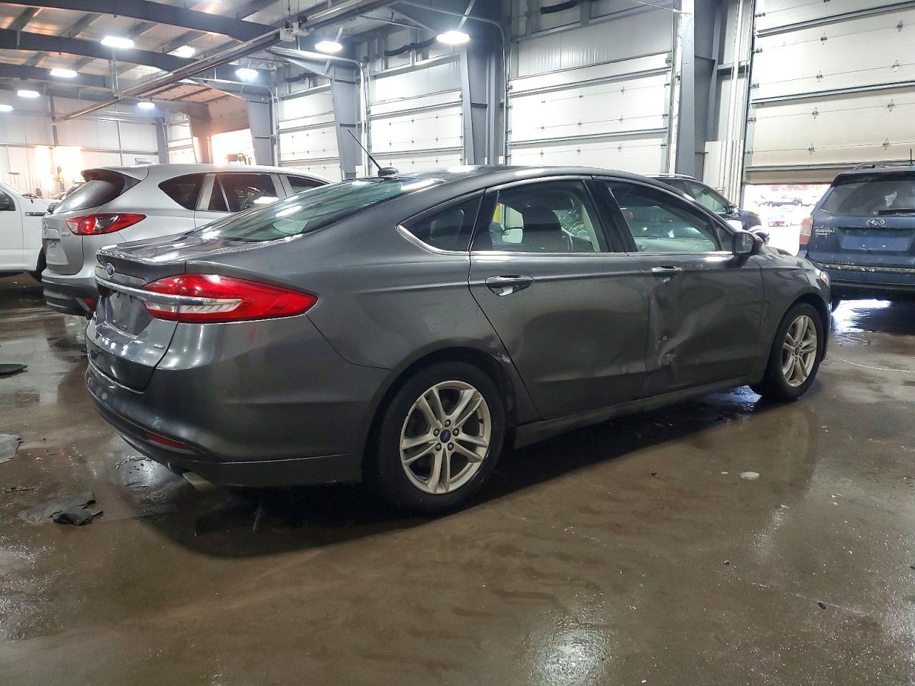 2018 Ford Fusion Se - Фото 3