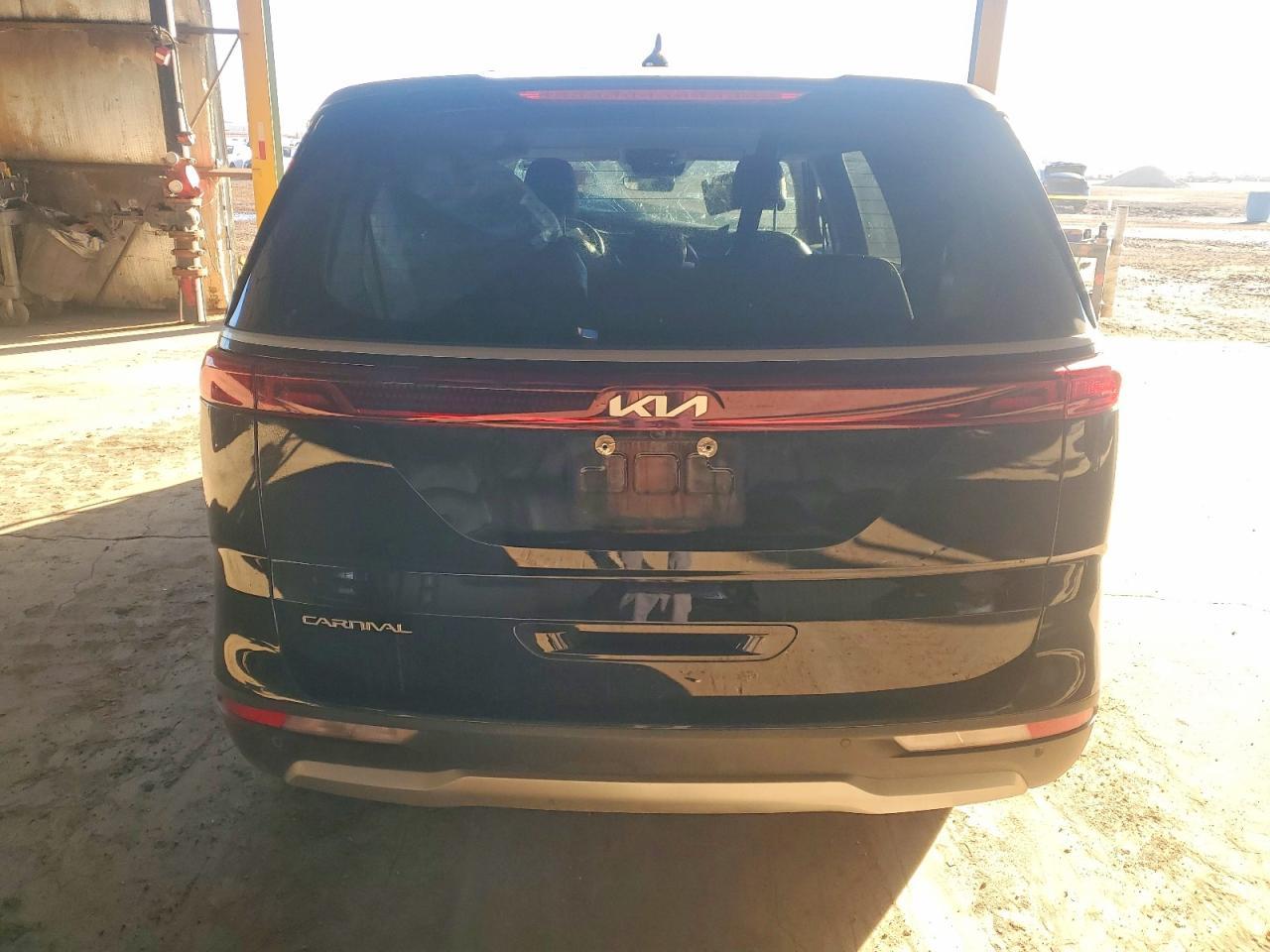 2024 Kia Carnival Lx - Image 6