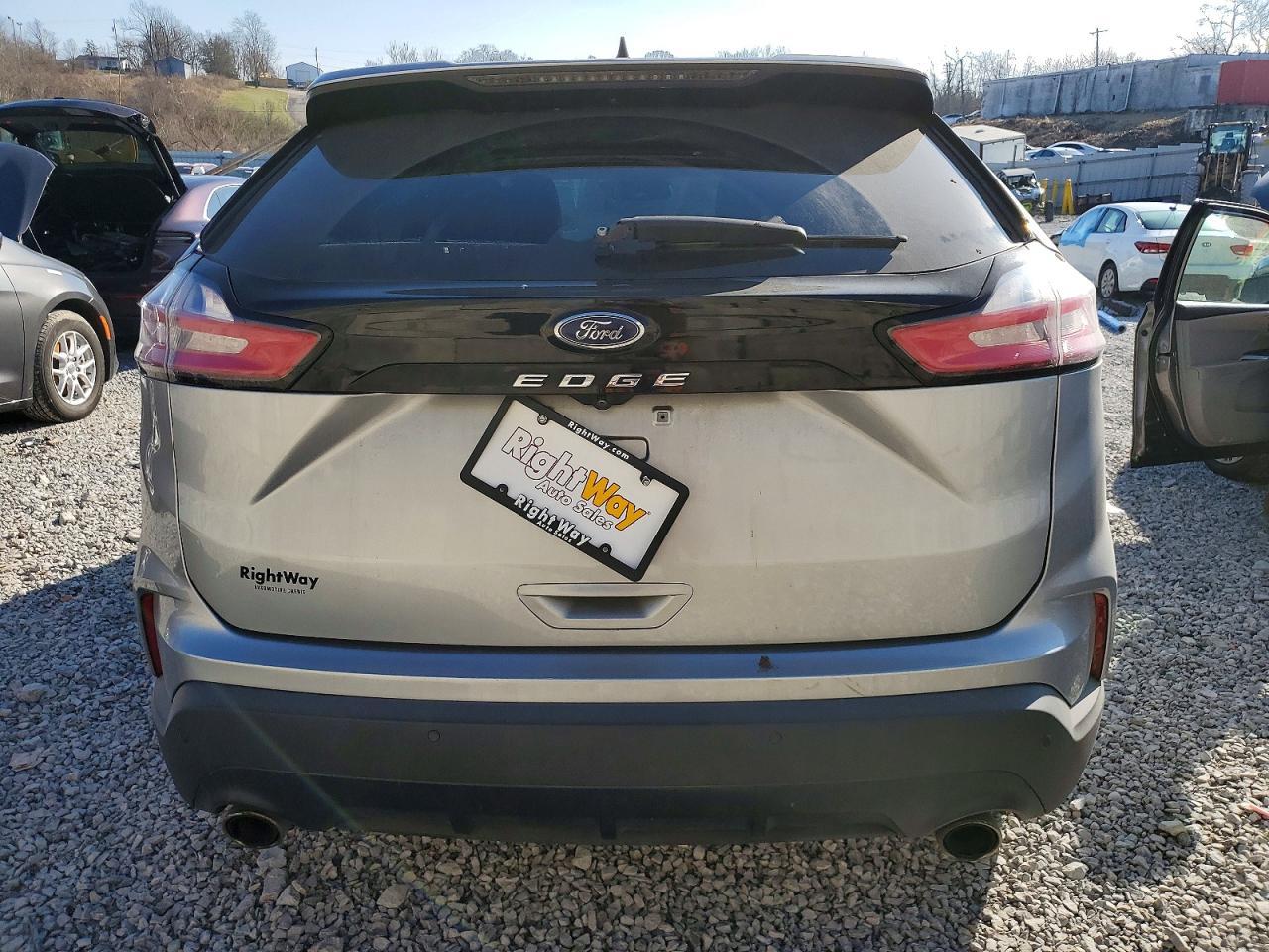 2022 Ford Edge Titanium - Фото 6