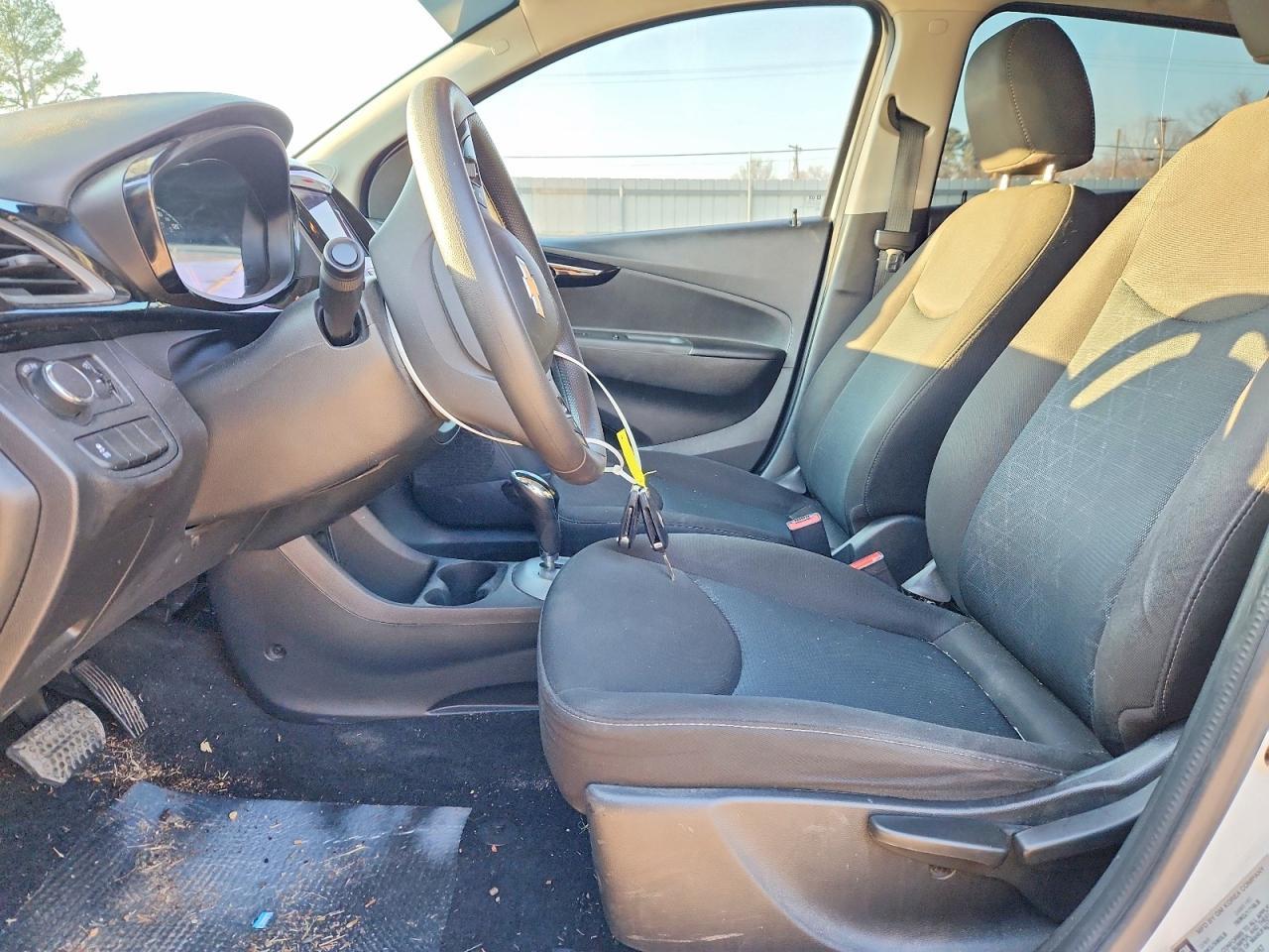 2022 Chevrolet Spark 1Lt - Фото 7