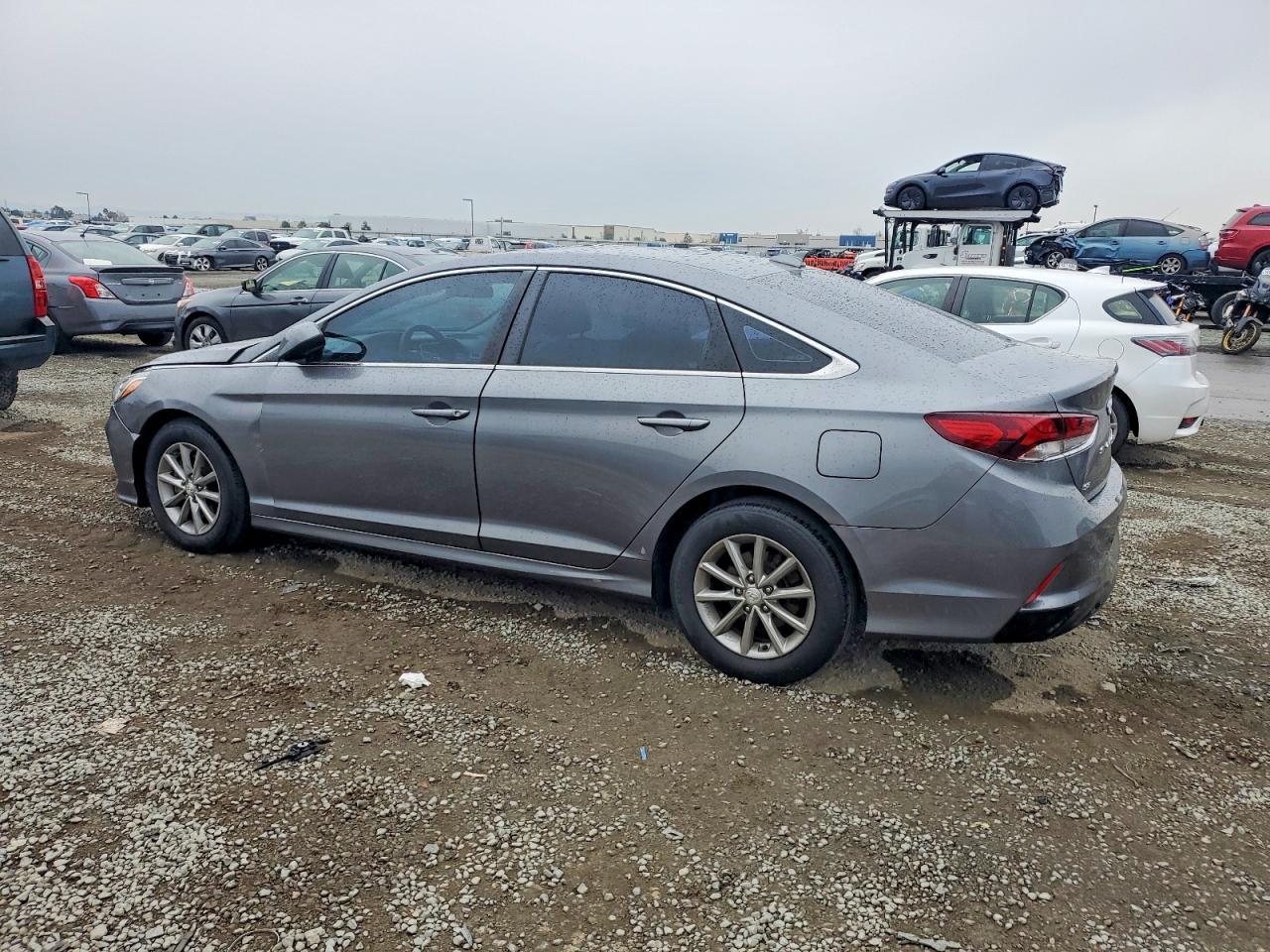 2019 Hyundai Sonata Se - Фото 2