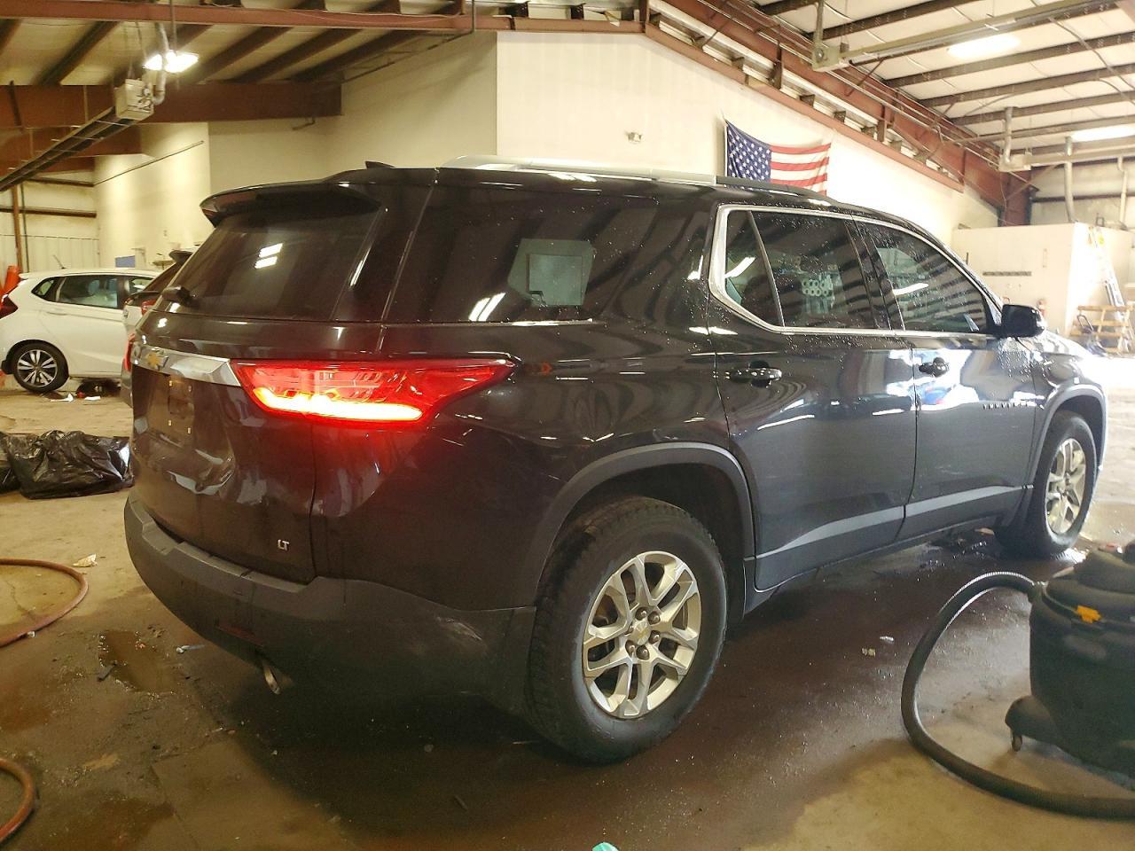2018 Chevrolet Traverse Lt - Image 3