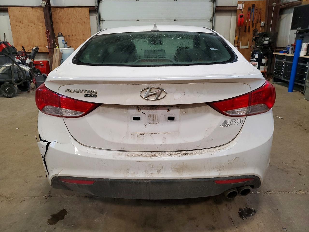 2013 Hyundai Elantra Gls 2Dr - Фото 6