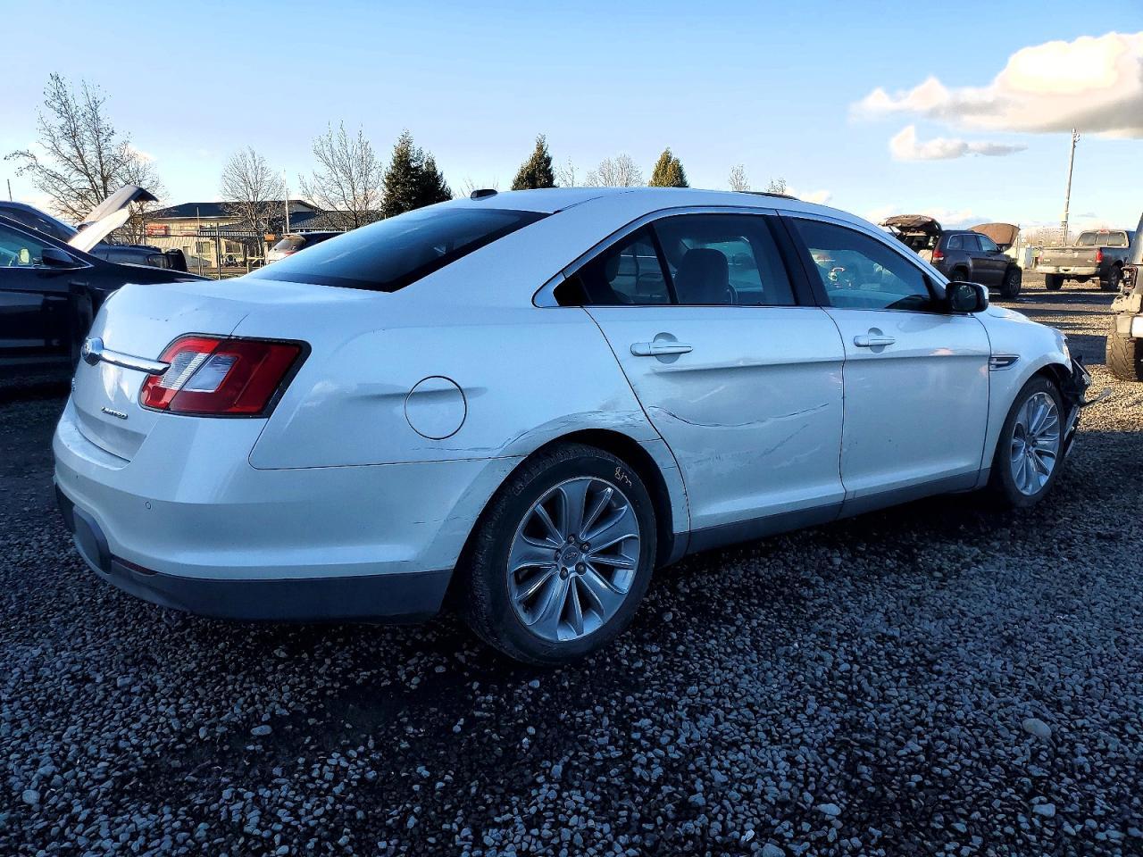 2011 Ford Taurus Limited - Фото 3