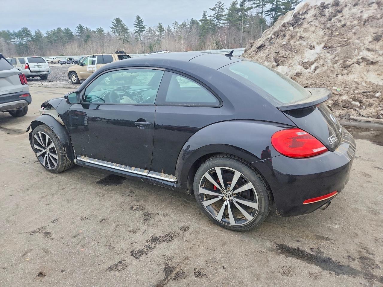 2012 Volkswagen Beetle Turbo - Фото 2