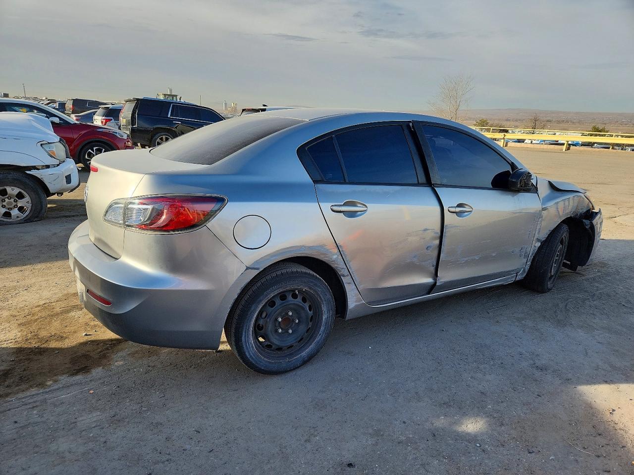 2013 Mazda 3 I - Фото 3