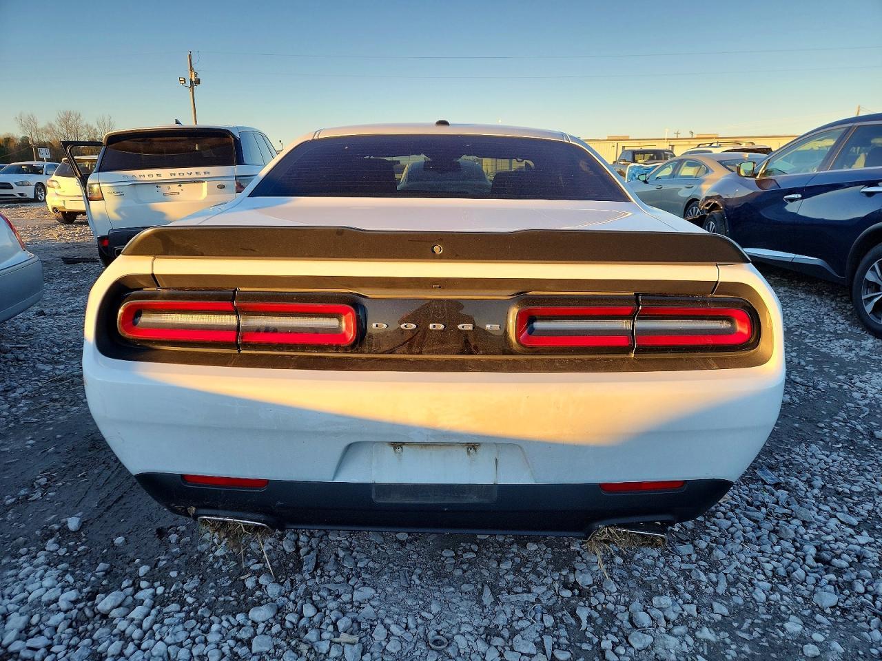 2023 Dodge Challenger Sxt - Фото 6