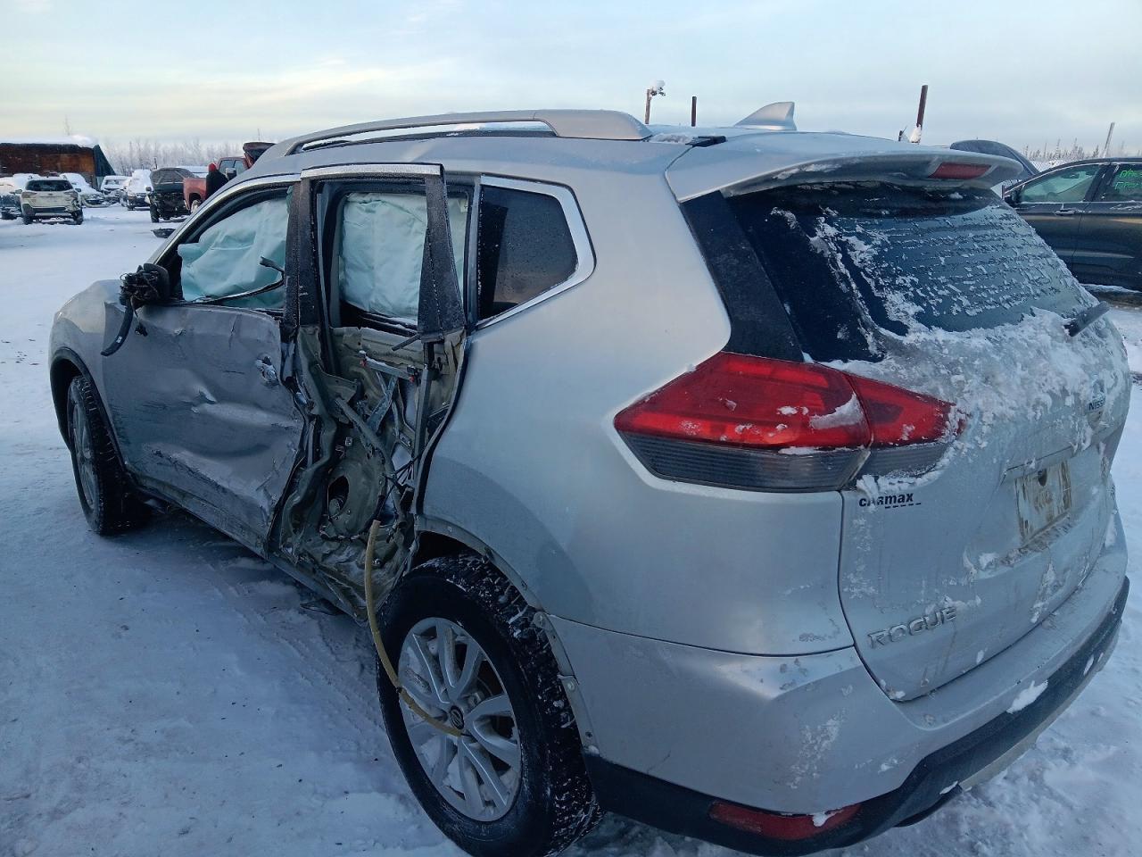 2017 Nissan Rogue Sv - Фото 2