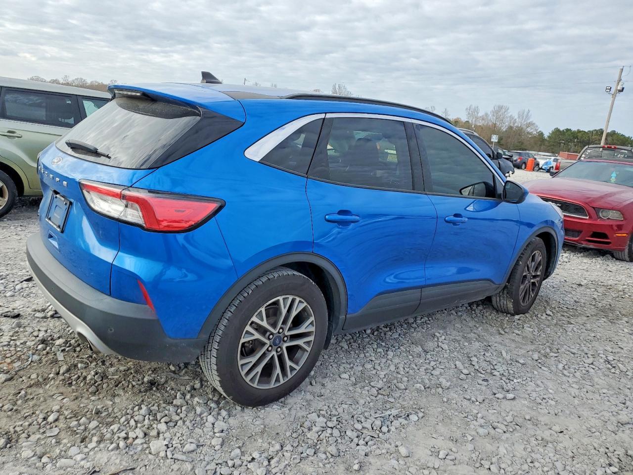 2021 Ford Escape Sel - Image 3